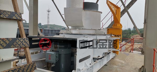 錘破、對輥破、立軸沖擊破三種制砂設(shè)備優(yōu)劣對比